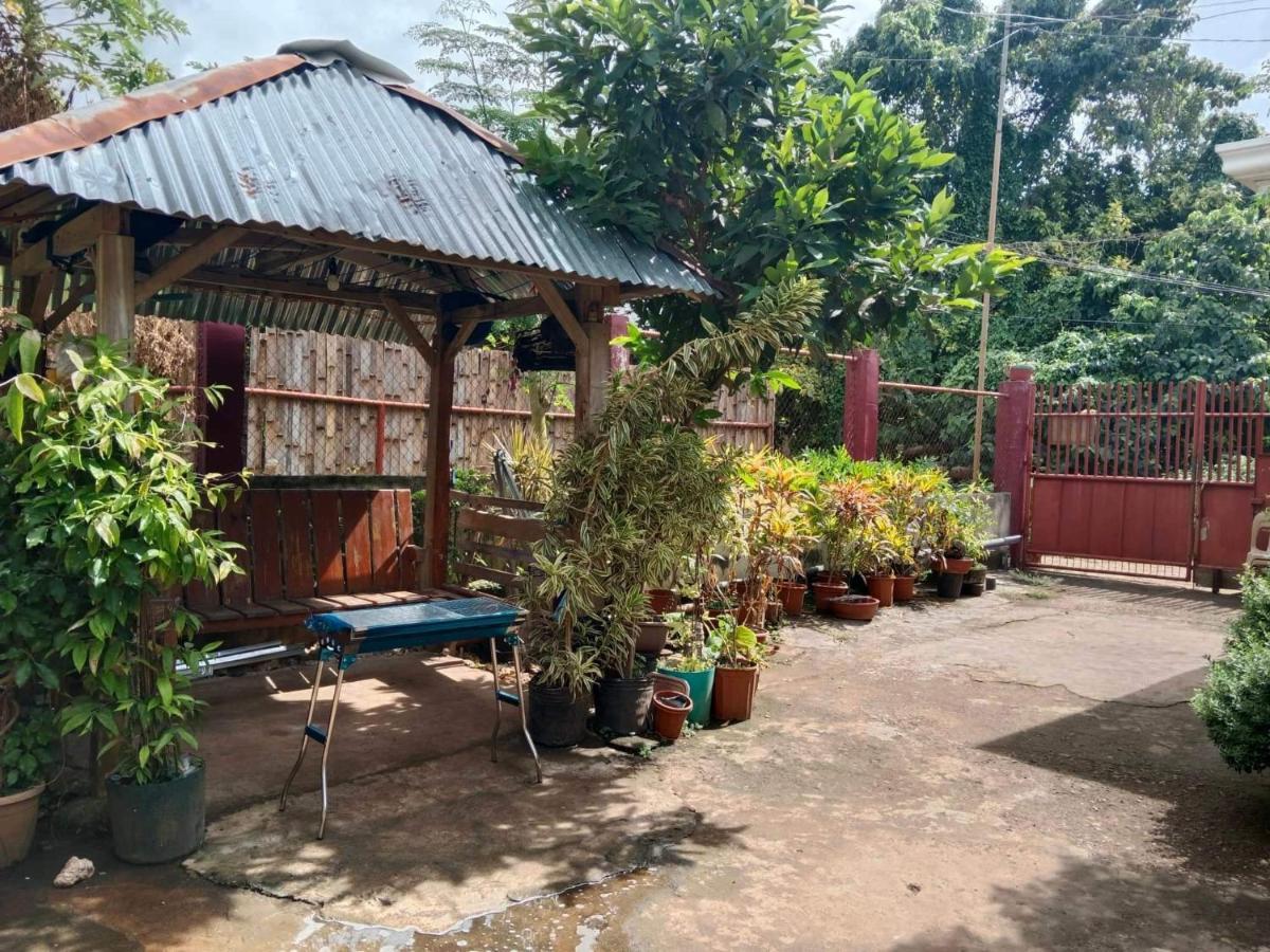 Peace Lily Studio Apartments 팡라오 외부 사진