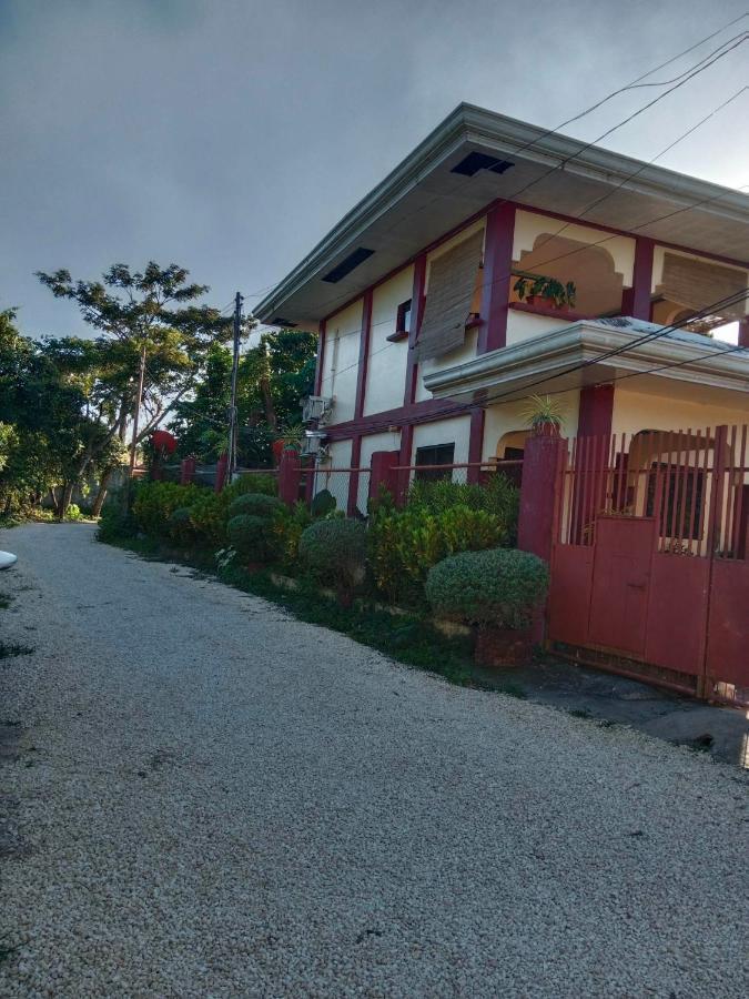 Peace Lily Studio Apartments 팡라오 외부 사진